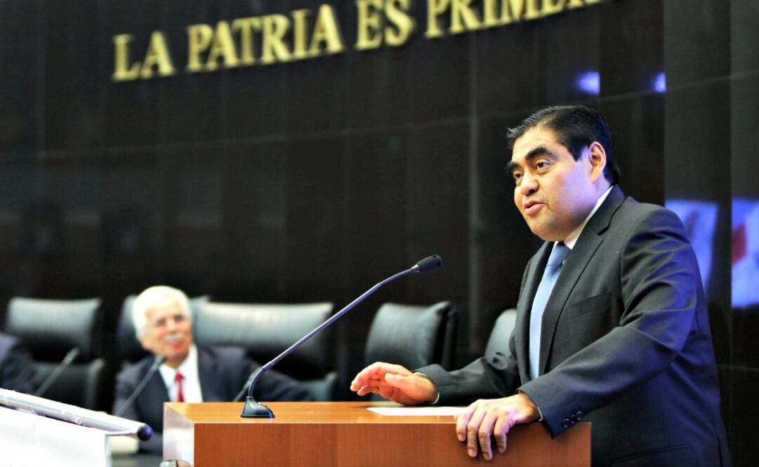 Barbosa urge a autoridades 'sacar manos' de comicios