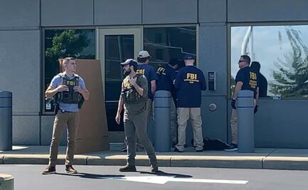 Hombre armado intenta irrumpir en sede del FBI en Ohio; enfrenta a policía y huye