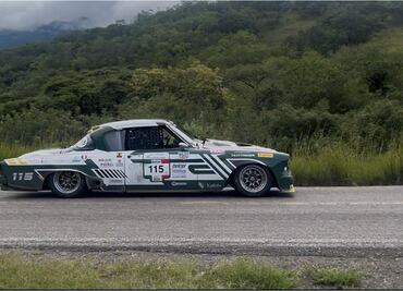 Carrera Panamericana 2025: La pareja Damiron llega a Oaxaca como líderes