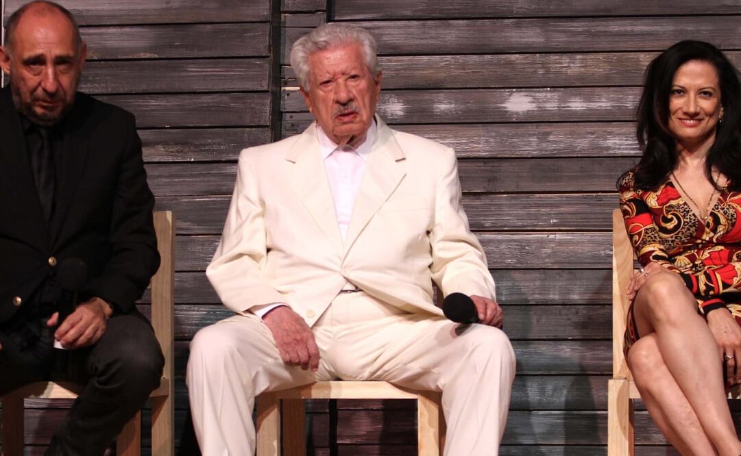 El Cartero. Rolf Petersen, Salvador Garcini, Ignacio López Tarso, Elia Domenzain y Daniel Gómez durante conferencia para anunciar nueva temporada de la obra “El Cartero”.Foto: Agencia EL UNIVERSAL/Agustín Salinas. ASV, Archivo EL UNIVERSAL