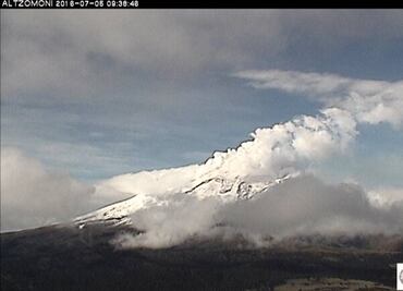Popocatépetl Volcano spews 138 low-intensity exhalations