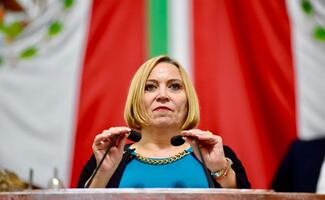 ¿Se acabó la fiesta? Diputada del PAN propone prohibir uso de bengalas y pirotecnia en antros, bares y restaurantes; busca prevenir accidentes