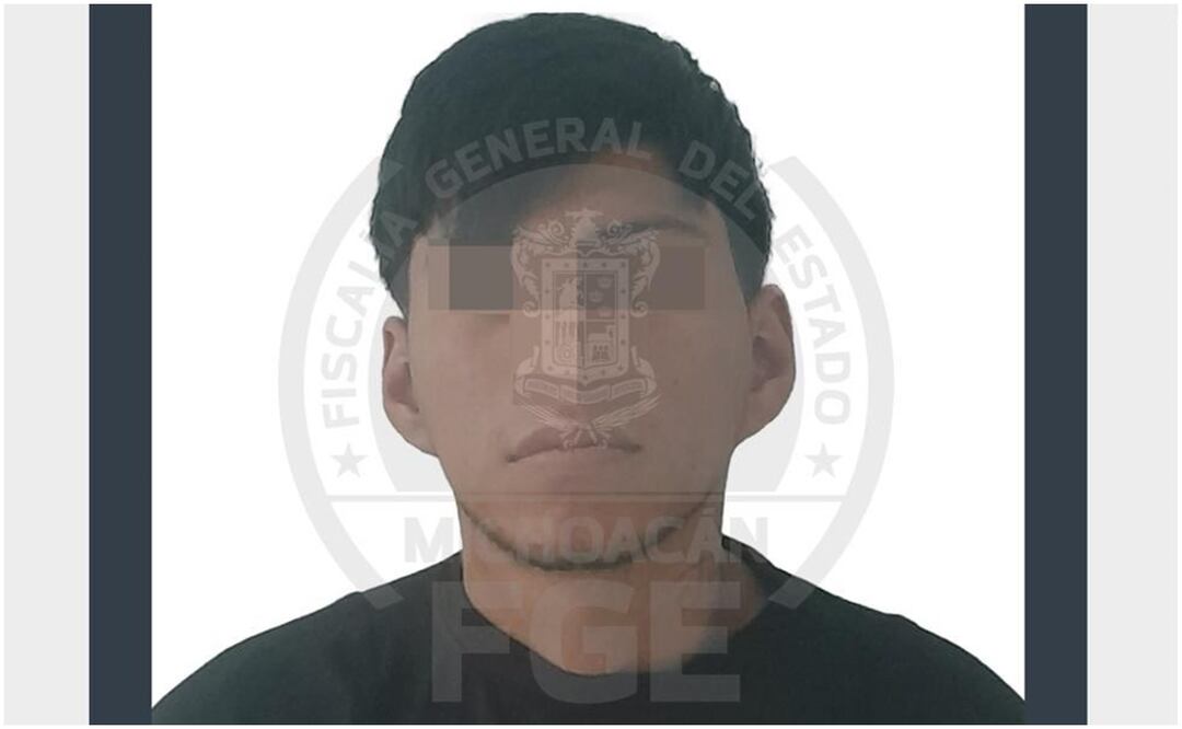 Detienen a Juan Carlos M, alias "El Sierra", identificado como presunto asesino del periodista Mauricio Cruz Solís, acribillado en Uruapan, Michoacán el pasado 29 de octubre (8/01/2025). Foto: Especial