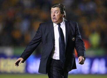 Al 'Piojo' ya le urgen los refuerzos