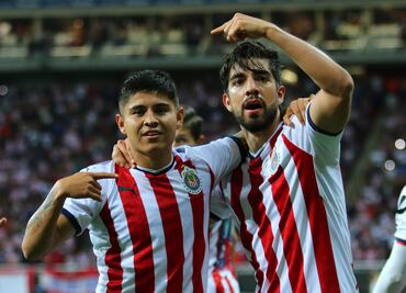 Chivas avanza a semifinales en la Concacaf