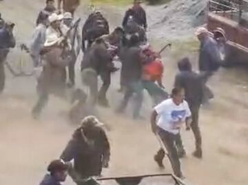 Reportan 10 personas no localizadas tras enfrentamiento entre civiles y La Familia Michoacana en Texcaltitlán