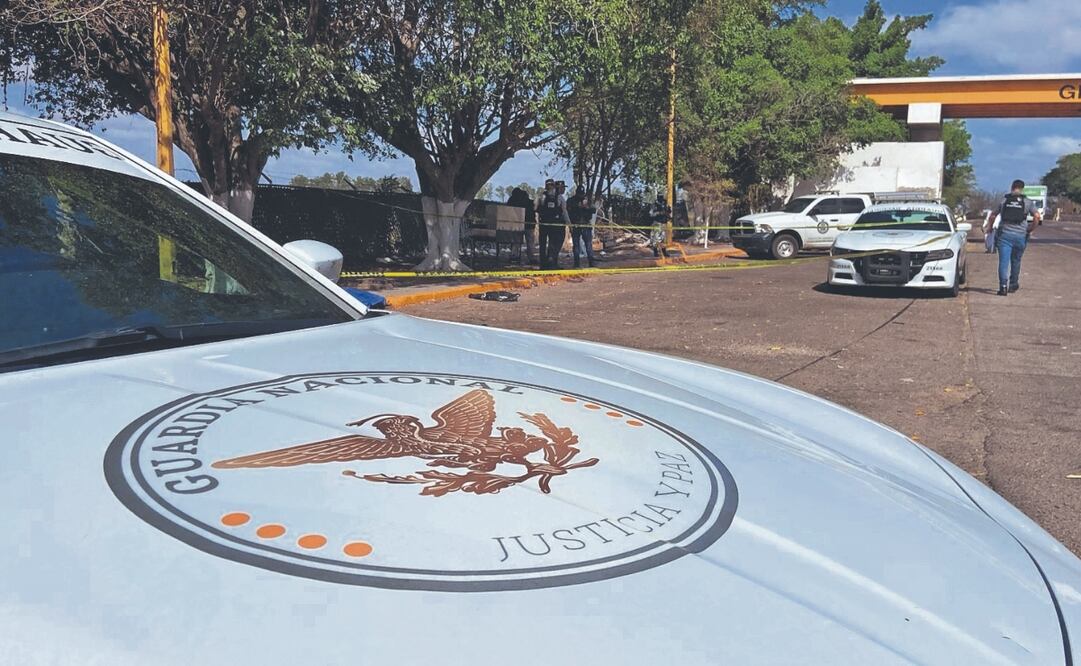 En el campo Balbuena fueron hallados bajo un árbol los cuerpos de dos personas con un mensaje. Foto Especial