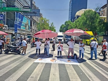 Débiles visuales demandan espacios de venta en el Centro