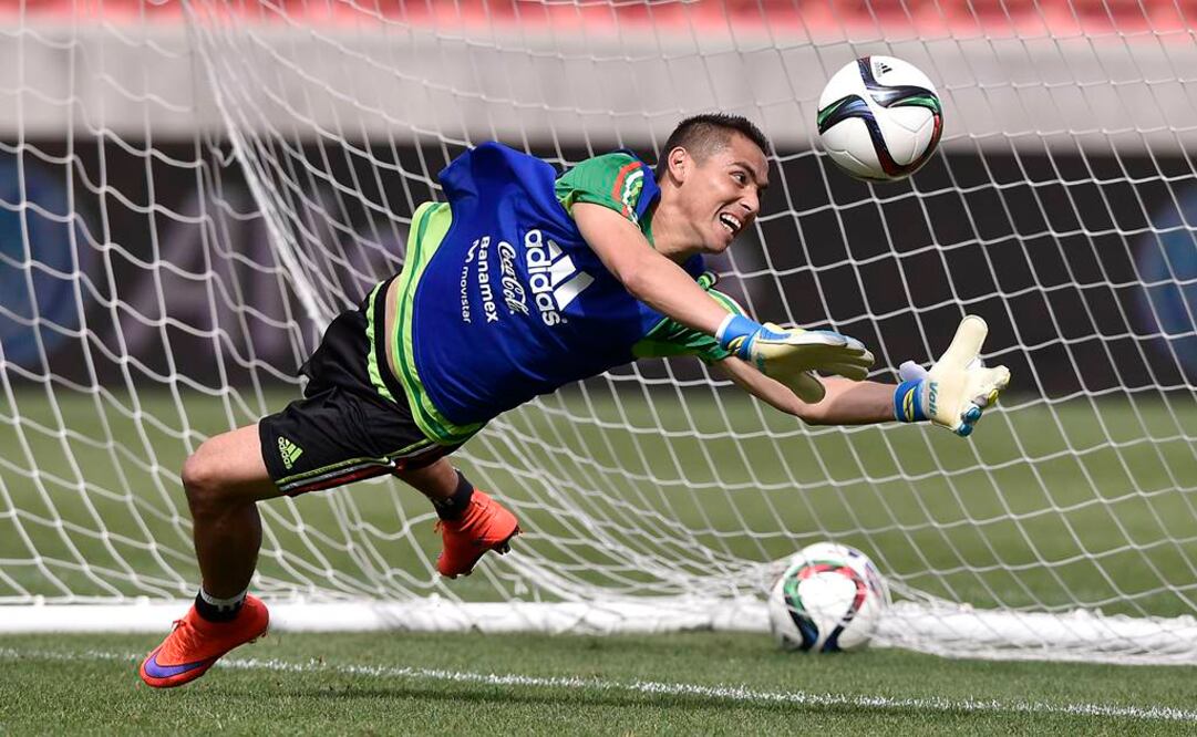 Aguilar está descartado contra Argentina. Imago7