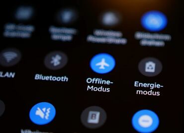 Qué botones desactivar de tu celular para evitar ciberataques