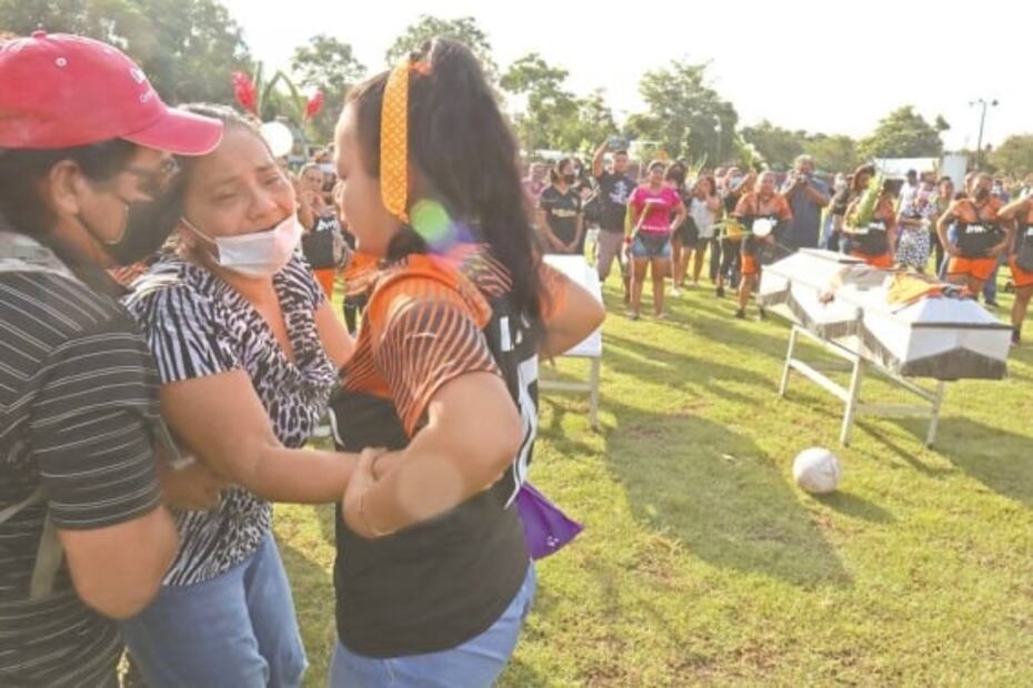 Violencia contra mujeres: Despiden a Damaris y su hija con un gol