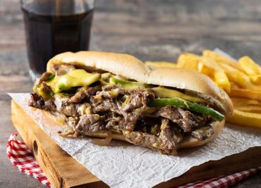Haz un sándwich Philly Cheesesteak para ver el Super Bowl