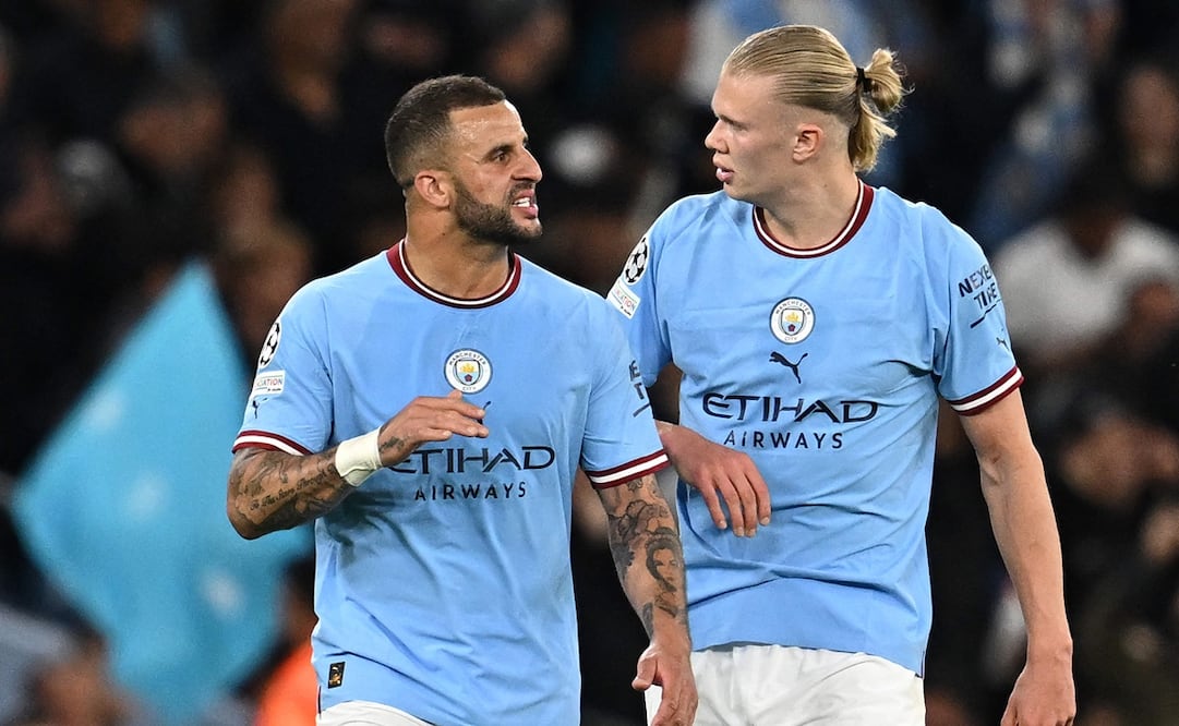 Kyle Walker y Erling Haaland en partido con el Manchester City - Foto: AFP