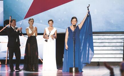 Una mujer fantástica se llena de Platino