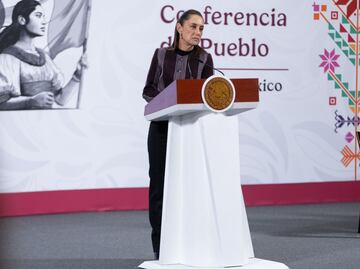 Sheinbaum responde a oposición por críticas a pensión de adultos mayores; "van y se forman para recibir el apoyo", dice