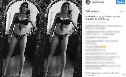Cynthia Klitbo posa en lencería a los 50 años