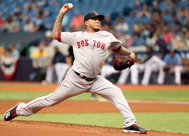 Mexicano Velázquez lanza en derrota de Rays de Tampa
