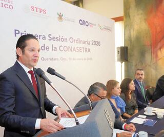 Destaca gobernador paz laboral del estado