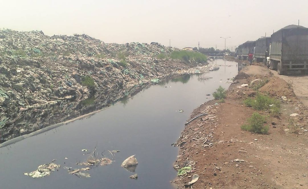 El relleno sanitario Bordo Poniente fue clausu- rado en 2011 por riesgos a la salud. Foto: Archivo EL UNIVERSAL