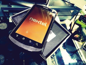 Ordenan indemnizar a más de 3 millones de usuarios de Nextel por cobros indebidos