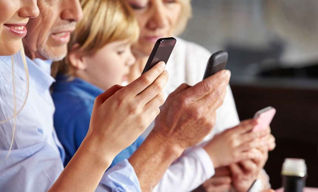 El número de usuarios británicos que se conecta a Internet a través de un smartphone supera ya a quienes acceden a la red vía laptop o PC