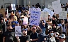 Trump ordena retirar a agentes federales de protestas en Minneapolis; seguirá protegiendo instalaciones del gobierno, afirma 