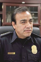 La destreza de Leyzaola con las armas 