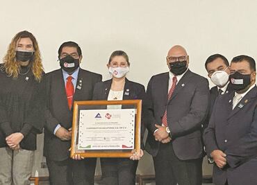 Premian a empresas por enfrentar crisis