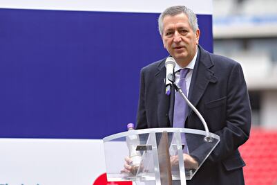 Chivas quiere honrar a Jorge Vergara en compañía de su afición