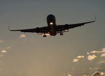 Guatemala suspende vuelos internacionales debido a una densa niebla en único aeropuerto del país