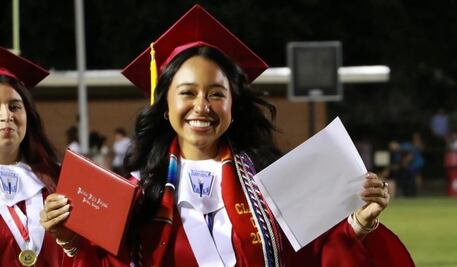 Juez libera a joven mexicana tras ser detenida por inmigración; la acusaron de cometer una infracción de tráfico