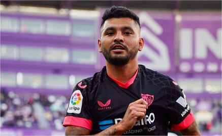 VIDEO: Jesús 'Tecatito' Corona marca en su reparación con el Sevilla