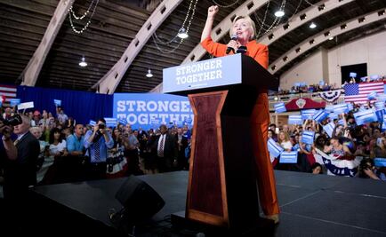 Plan económico de Donald Trump beneficiaría a ricos: Hillary Clinton