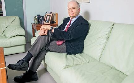 "No me iré nunca", responde Enrique Krauze a Taibo II