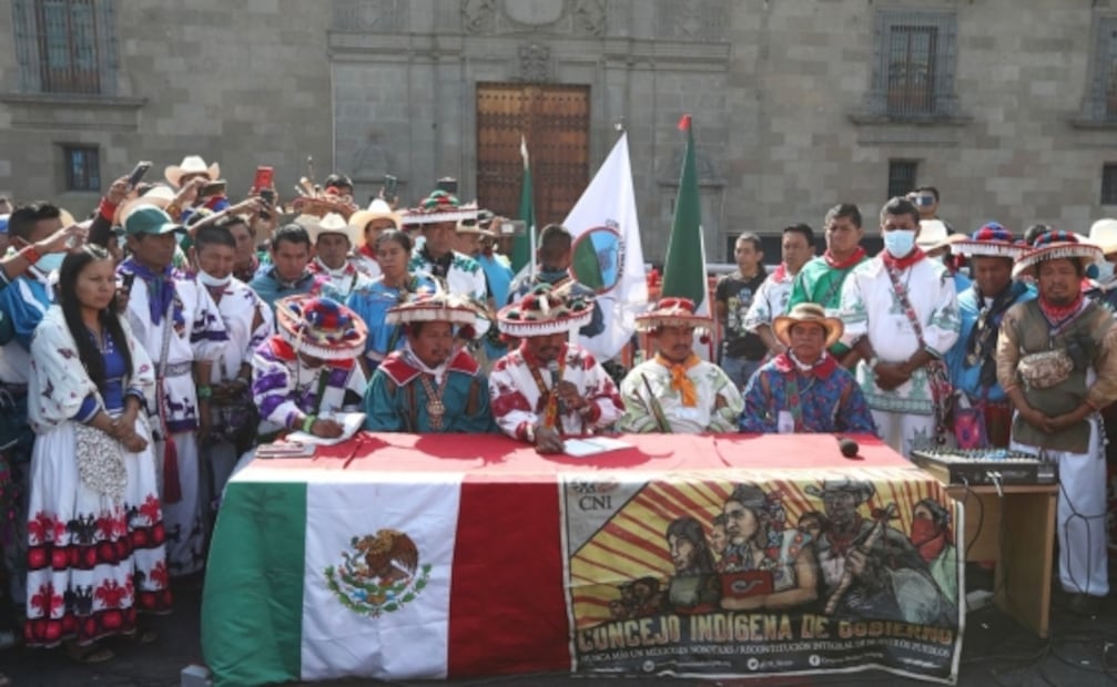 AMLO y comunidad wixárika acuerdan resolver problemas agrarios