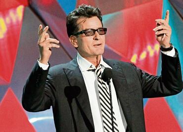 Charlie Sheen pide que Dios se lleve a Trump