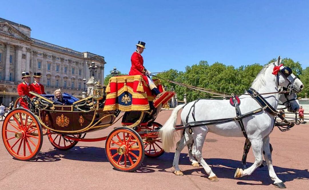 Josefa González-Blanco Ortiz-Mena publicó imágenes como embajadora de México ante el Reino Unido de Gran Bretaña e Irlanda del Norte. Foto: Twitter @josefagbom