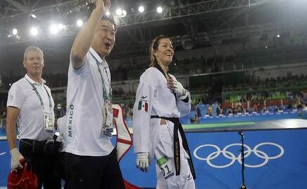 María Espinoza wins silver in women's 67kg Taekwondo at Olympics
