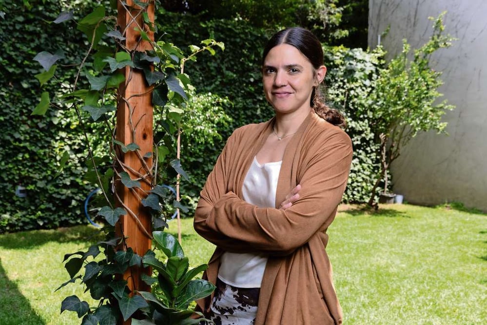 Entre la novela y el ensayo, Valeria Luiselli ha construido una obra traducida a varios idiomas. En la imagen,
la autora en la librería El Desastre, en su reciente visita al país para presentar su libro. Crédito: Archivo de El Universal