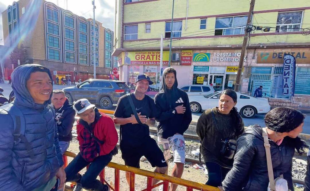 Los extranjeros en tránsito esperan llegar a territorio estadounidense antes que Donald Trump asuma la presidencia; algunos de ellos trabajan mientras intentan cruzar. Foto: Paola Gamboa / EL UNIVERSAL