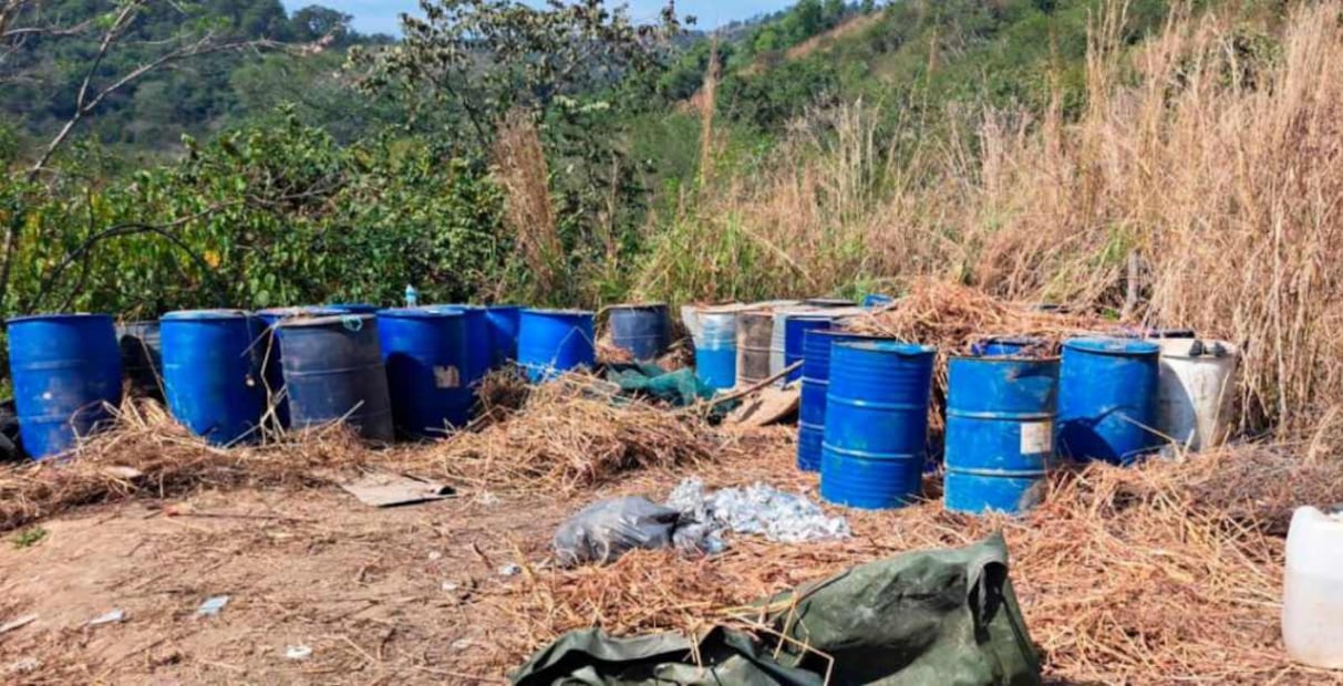 Semar destruyen laboratorios clandestinos. Foto: Especial