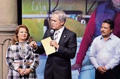 Mancera dice que no se detendrá uso de recursos para reconstrucción