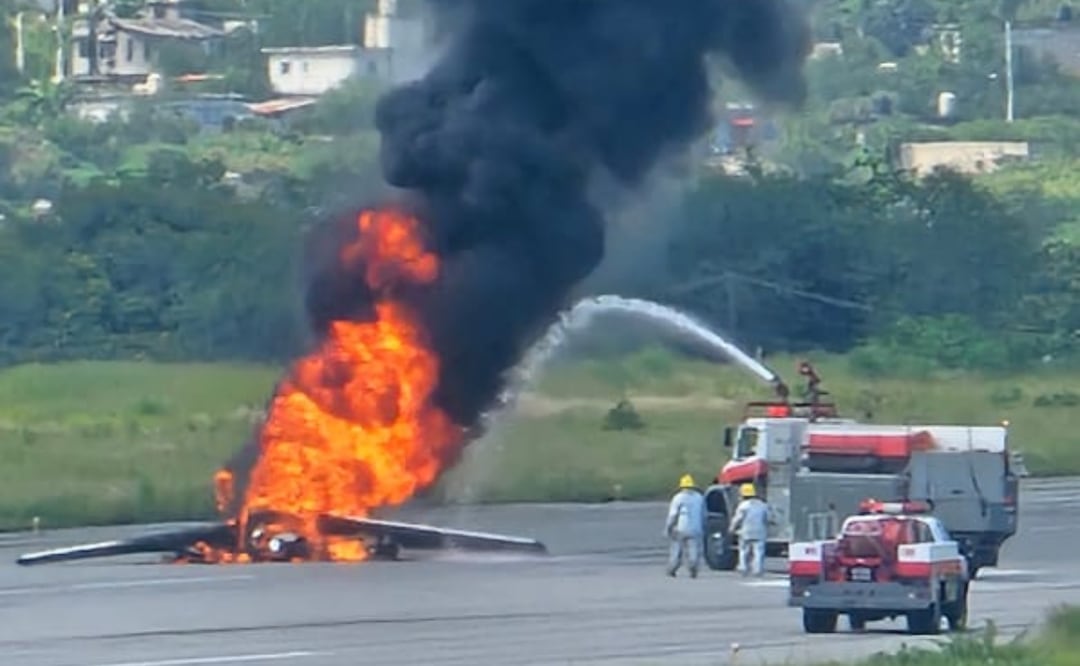 Aeronave se accidenta durante aterrizaje en aeropuerto de Cuernavaca, Morelos (16/08/2025). Foto: Especial
