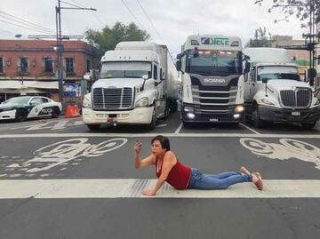 Vecinos de la colonia Centro bloquean Eje Central; denuncian falta de servicio eléctrico desde hace dos semanas