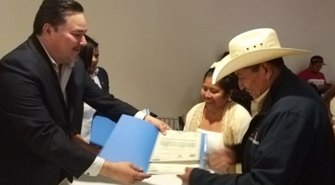 En boda colectiva, legalizan su unión 120 parejas de Reynosa
