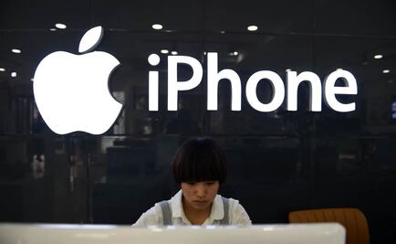 Wall Street baja en la apertura tras pronóstico de ventas de Apple