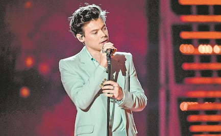 Harry Styles rompe estereotipos al aparecer en la portada de Vogue usando un vestido