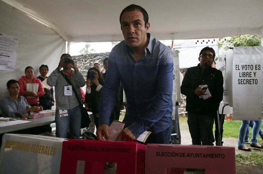 “Me voy de vacaciones y en agosto hablaré con mi equipo sobre los asuntos del ayuntamiento”, dijo el ex futbolista. Foto Archivo/EL UNIVERSAL