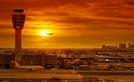 Un riesgo, déficit de controladores aéreos en el país