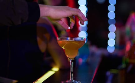 Cae falso guía turístico que drogaba a extranjeros para robarles; operaba en Bogotá, Colombia